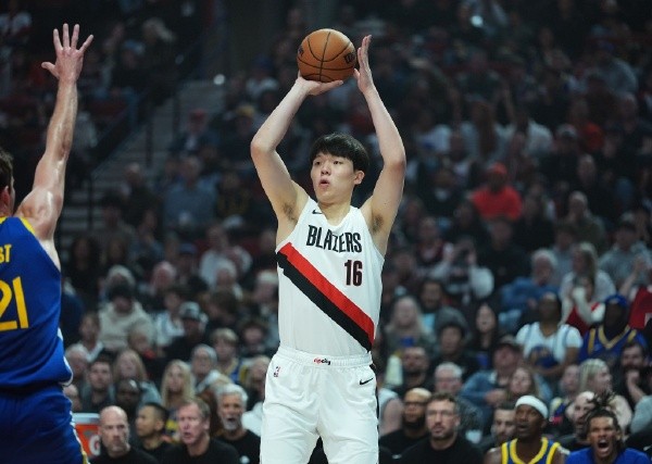 波特兰开拓者139-119狂胜勇士，杨瀚森首秀首得运动战得分震惊NBA