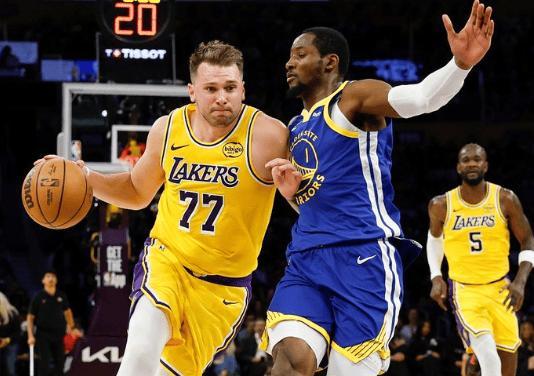 文班亚马40分15板!马刺队揭幕秀震撼NBA第1轮警告