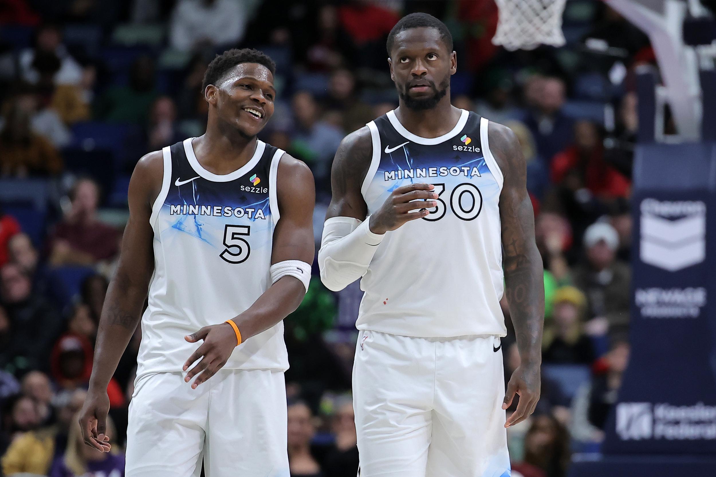 湖人128-110击溃明尼苏达森林狼队，爱德华兹31分无力回天