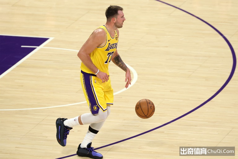 诺维茨基亲眼见证 东契奇豪言要夺NBA得分王！湖人却只能看戏