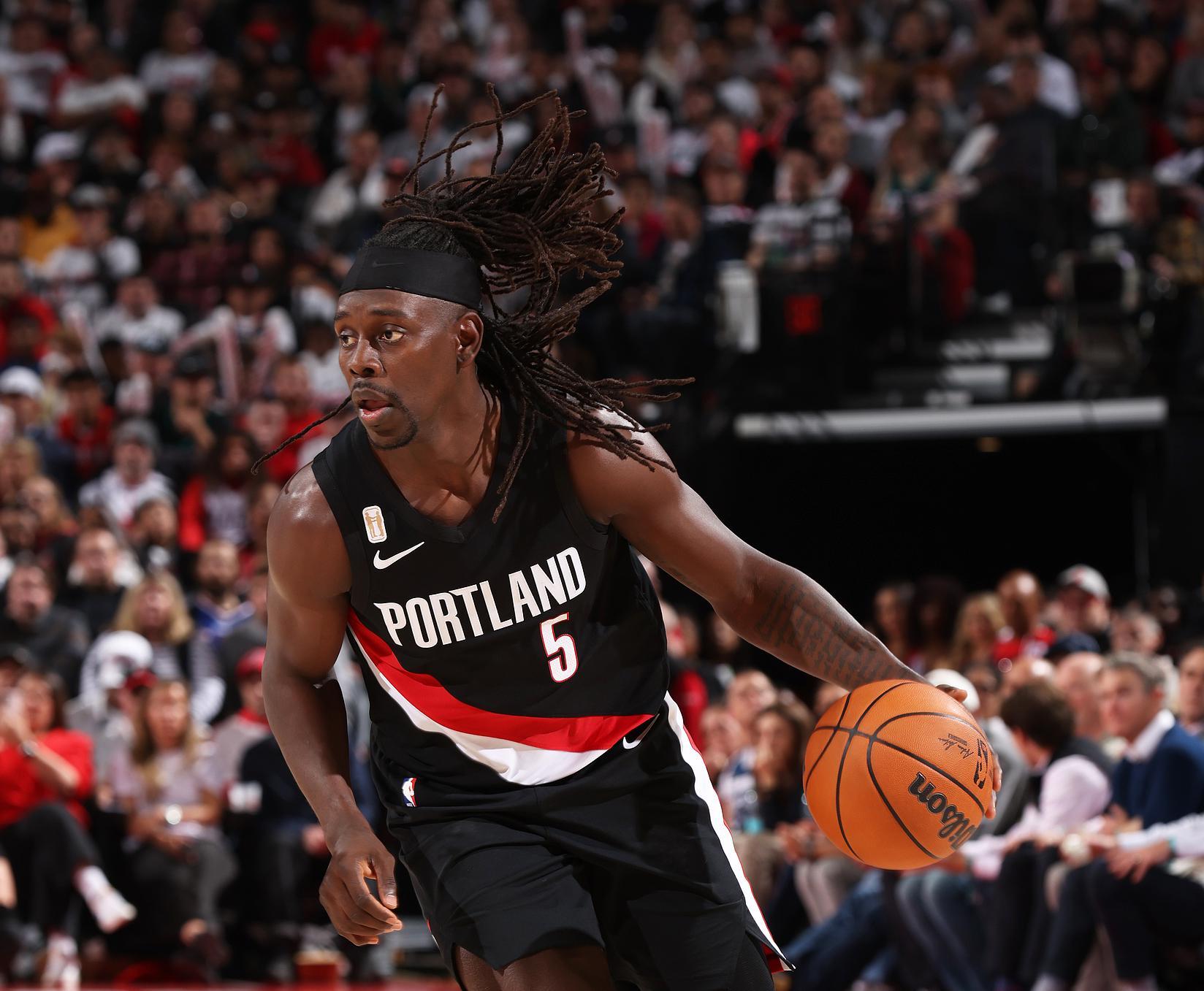 开拓者8人上双！NBA波特兰开拓者139-119击溃勇士，格兰特20+成主角