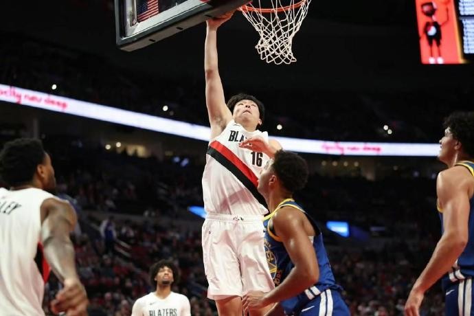 139-119！波特兰开拓者首胜，杨瀚森首个运动战得分引爆话题