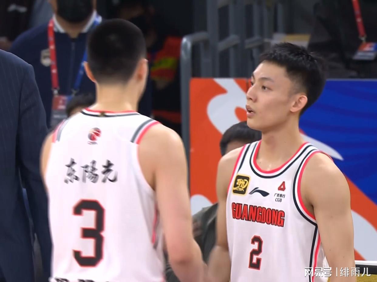 94-87！男篮U17联赛广东U17三连胜，谈仁凯后卫线崛起令CBA再起波澜