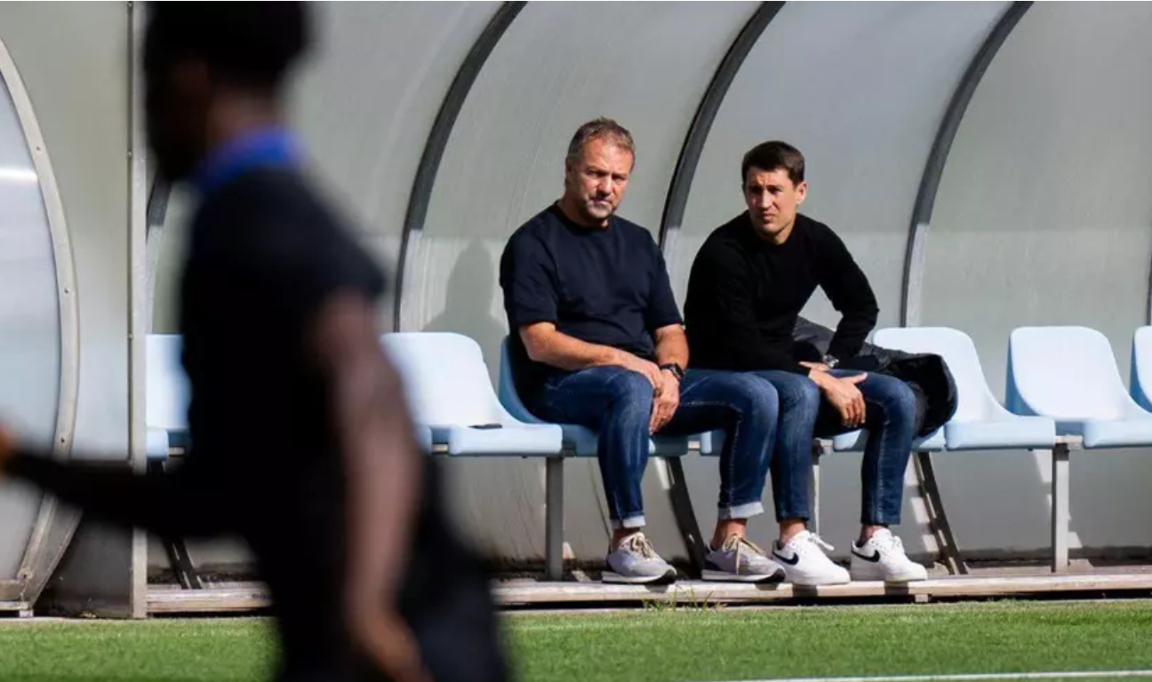 博扬力挺18岁亚马尔：西甲新星要被保护，巴萨输球也别只会吵