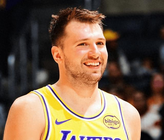 传东契奇49分领湖人128-110？NBA开局两场都40+引热议