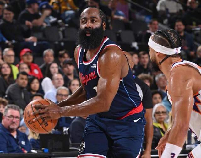 快船队129-102痛击太阳，哈登30分比尔6分，NBA开局1胜1负显问题