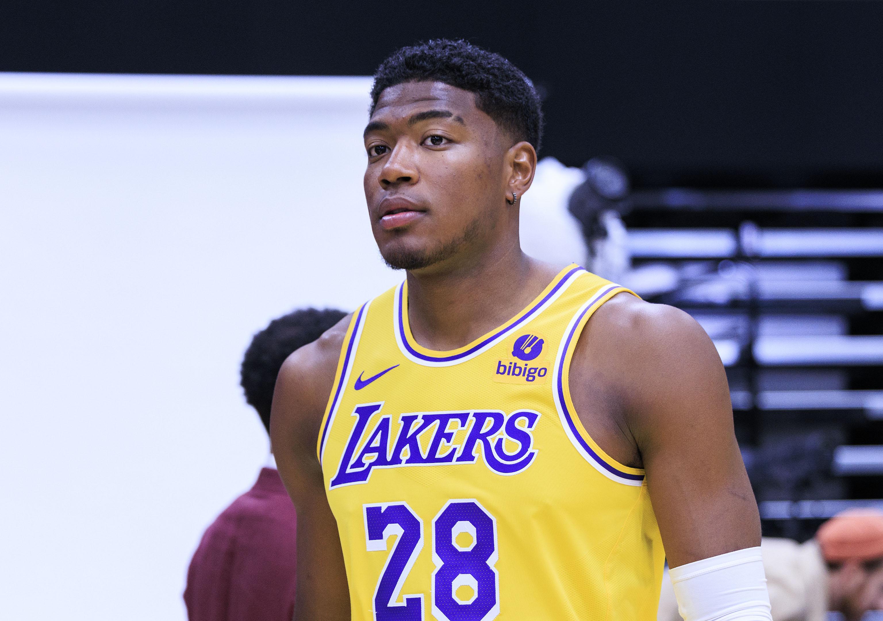 NBA湖人128-110首胜，卢卡两战合计92分太疯狂