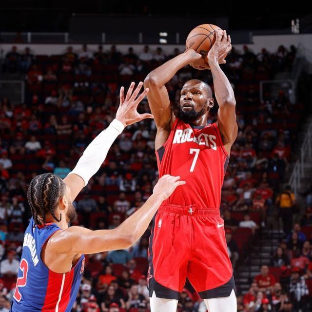 NBA：火箭2连败，杜兰特37分仍难救主，111-115惜败活塞