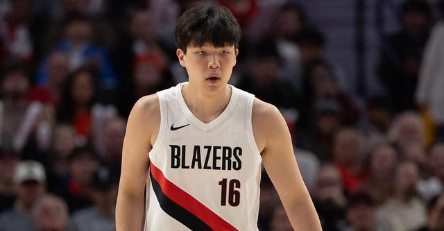 139-119！NBA波特兰开拓者主场痛击勇士，杨瀚森短暂登场亮眼