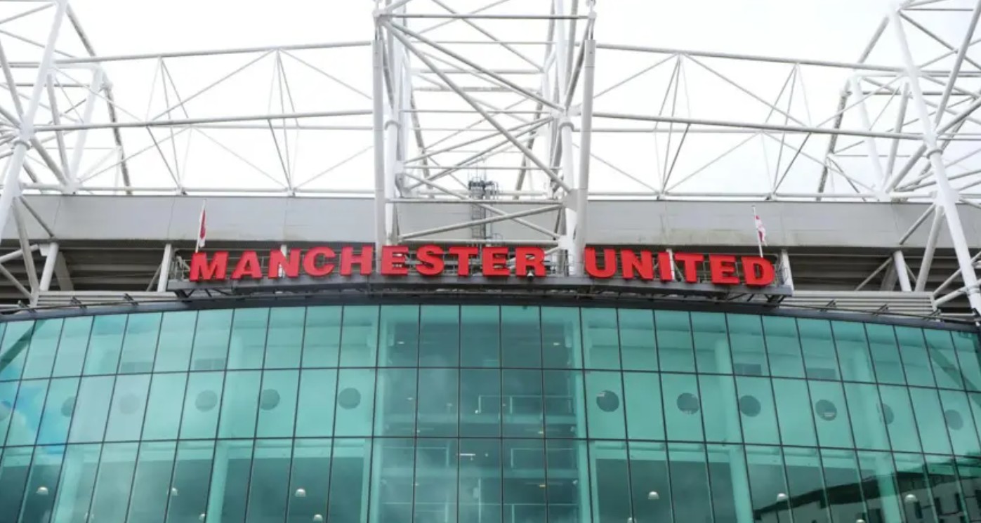 4000件起步！英超曼联本周六老特拉福德发起捐衣行动带来温暖