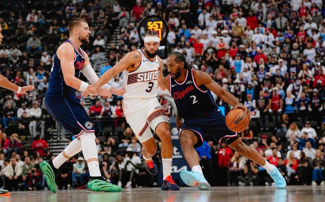 NBA快船队129-102大胜太阳，哈登30分小卡27分新赛季回暖