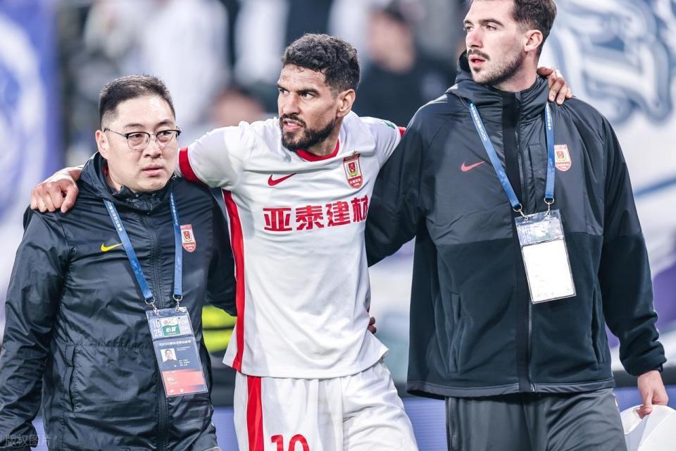 中超联赛第28轮：长春亚泰补时丢2球 2-2被津门虎绝平，保级告急