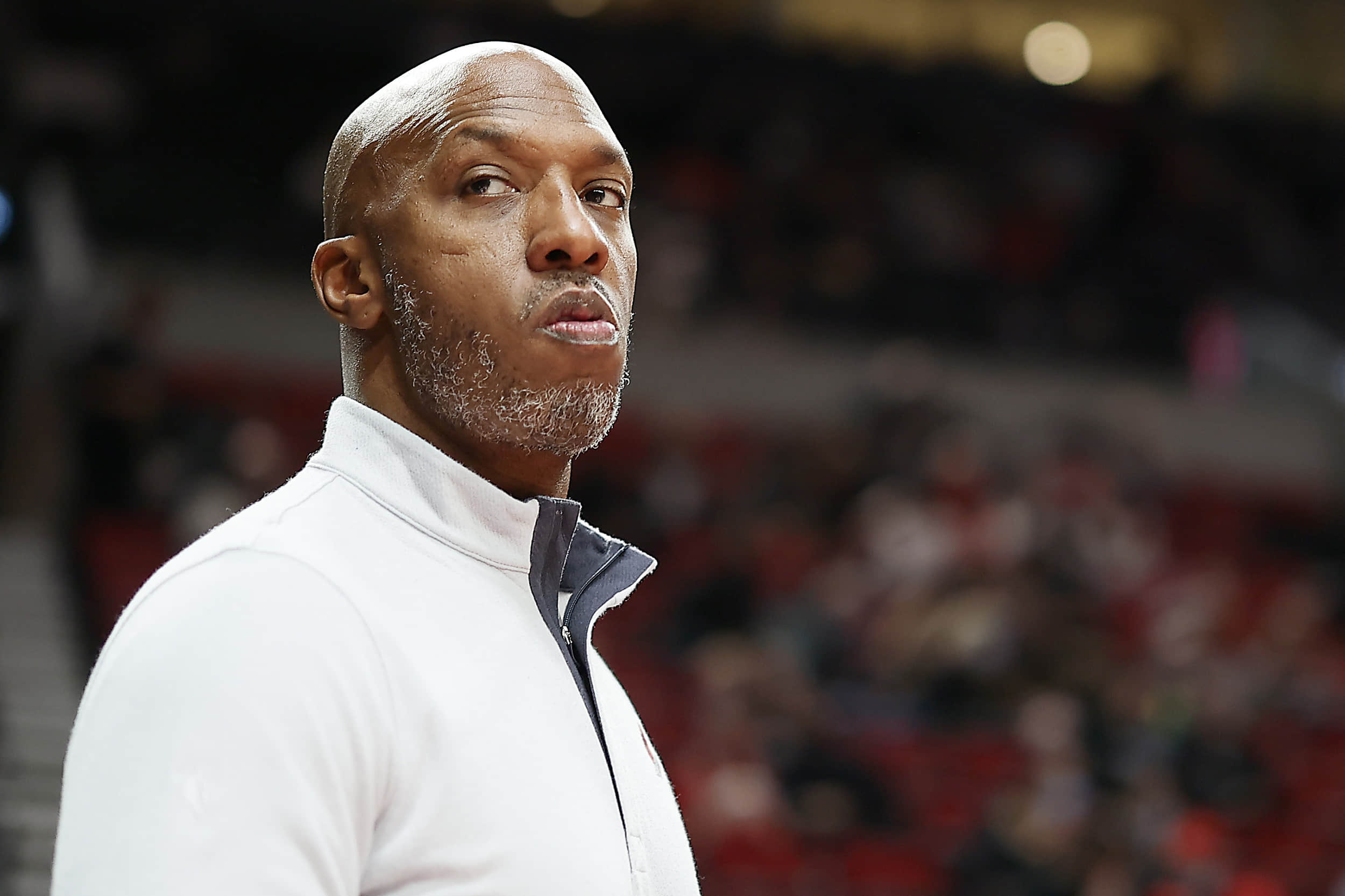 76人4人缺阵警报，NBA明日主场迎战黄蜂伤情成关键