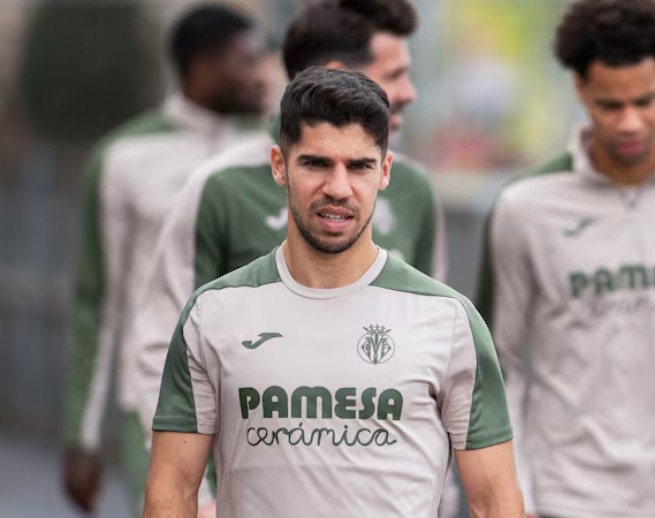 塞维利亚1-2比利亚雷亚尔激战，所罗门怒怼看台挑衅挑战