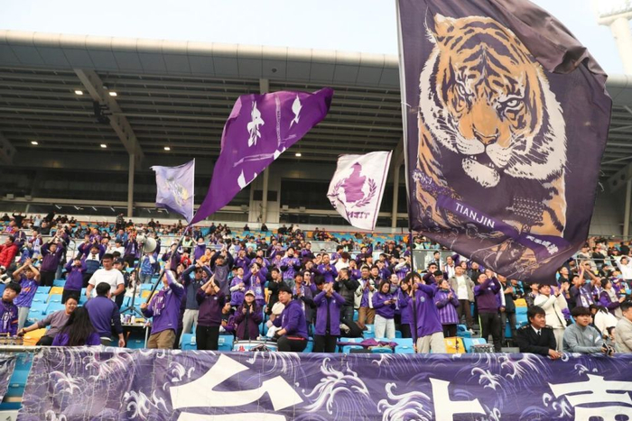 中超28轮津门虎2:2绝平长春，泰达主场谢幕引爆滨城激情