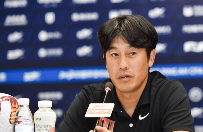 中超第28轮成都蓉城伤情影响大，徐正源谈阵容挑战与战术坚持