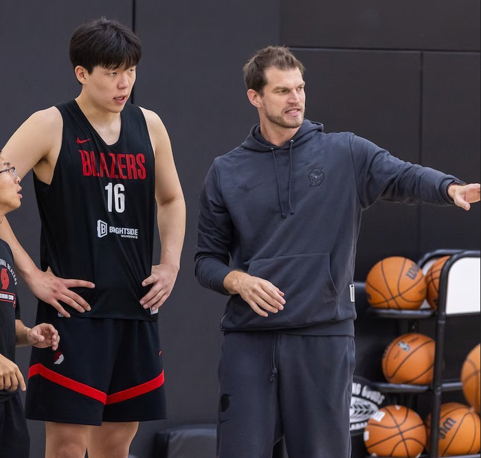 杨瀚森冲击NBA路上遭遇开拓者现实残酷考验，斯普利特新政利好还是挑战？