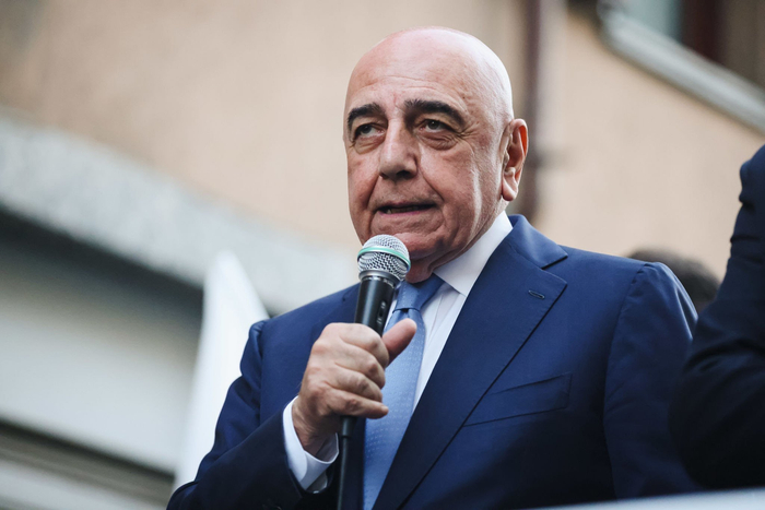 加利亚尼闭门造车局：国际足联报价压倒AC米兰，米兰旧情将成泡影？