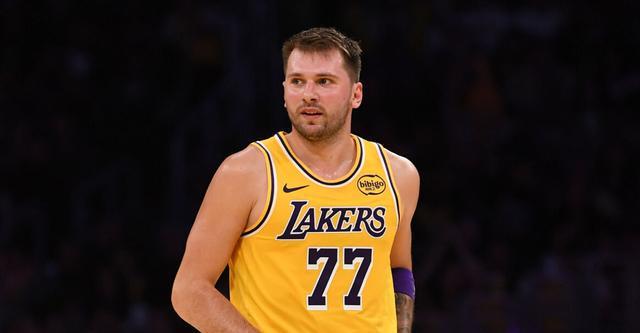 雷迪克激活湖人49分东契奇碾压爱德华兹，森林狼防守土崩瓦解