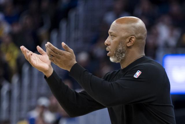 NBA开拓者28分惨败背后疑云：利拉德缺阵引爆假球案，主教练比卢普斯被卷入