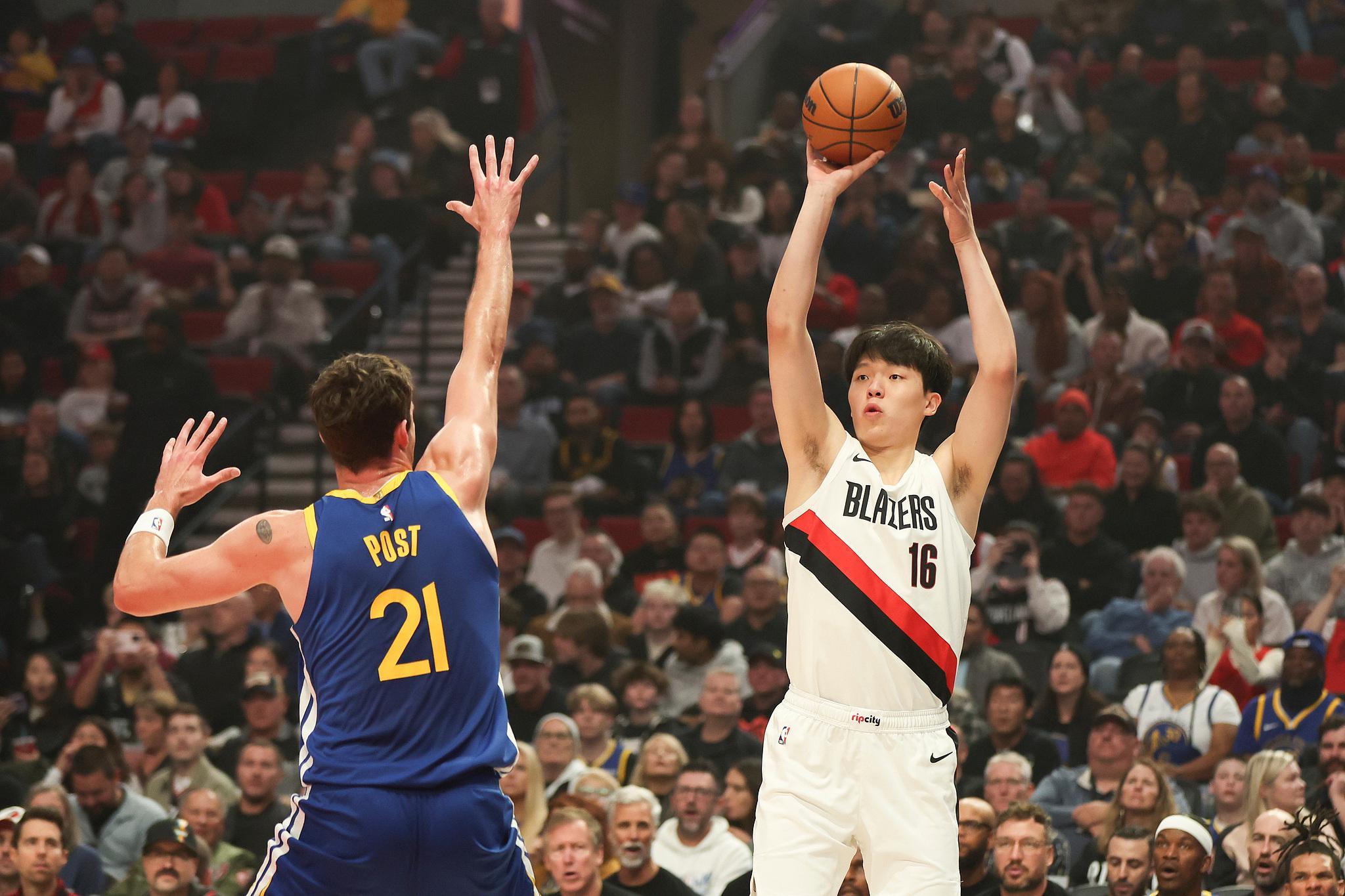 库里狂砍35分难救勇士，开拓者139-119豪取赛季首胜，杨瀚森替补闪耀