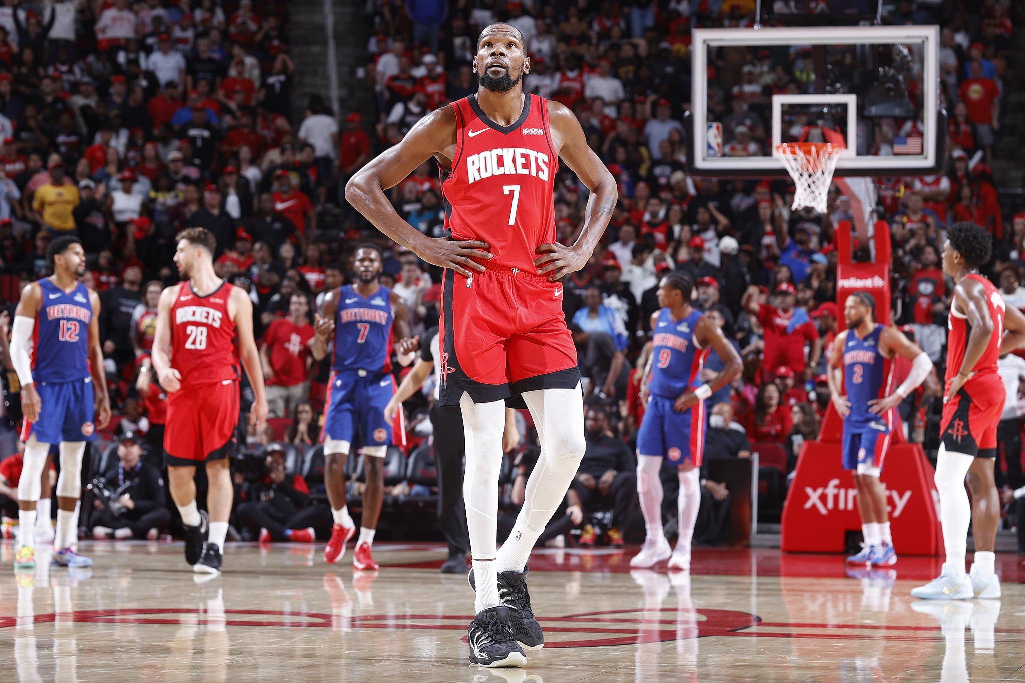 杜兰特37分难救火箭再遭115-111败绩，坎宁安撑起活塞获胜大旗