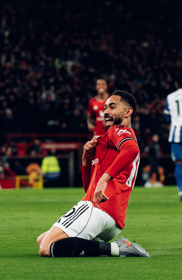 库尼亚英超首球助曼联4-2大胜布莱顿，红魔终于见到希望？