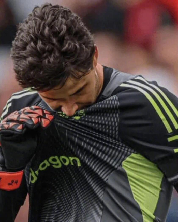 曼联门将塞内3场全胜!4-2力克布莱顿彰显英超霸气