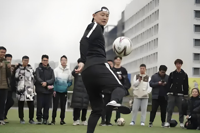 孙继海自曝青训赔偿266万风波，足协仲裁被断，中国足球发展陷死胡同