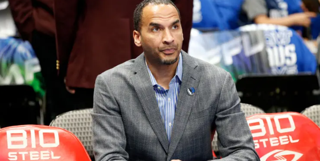 独行侠遭遇两连败，球迷怒吼解雇尼克，基德喊话要“耐心”