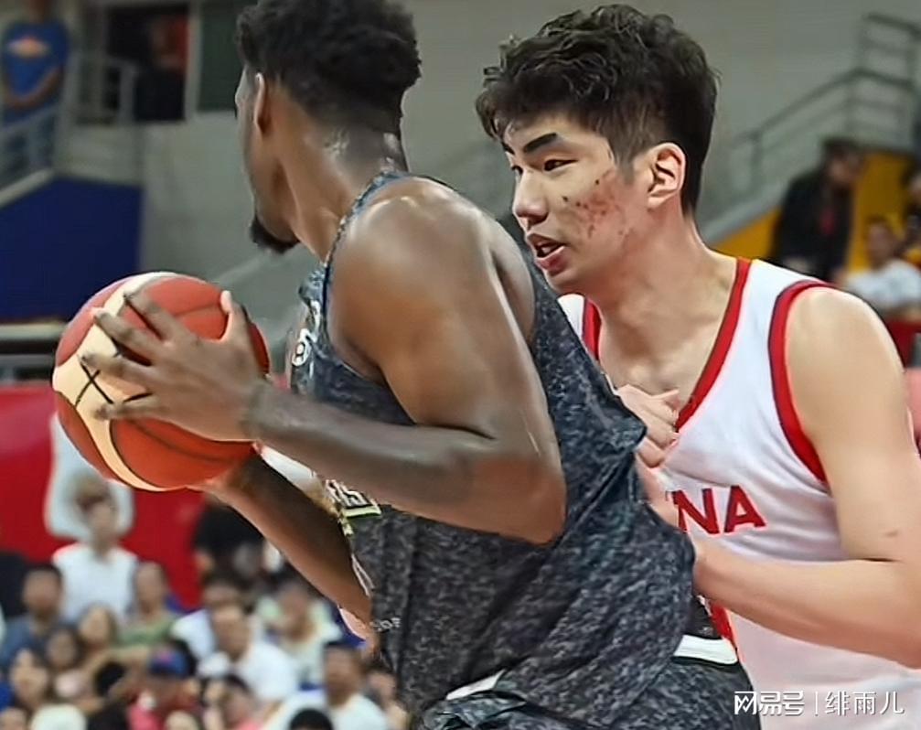 余嘉豪欧洲联赛首秀得12分，中国内线争夺总冠军路上再掀波澜