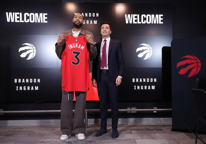 猛龙年轻阵容薪资爆炸，再不争附加赛就真废了！巴雷特、巴恩斯撑不起的NBA真相