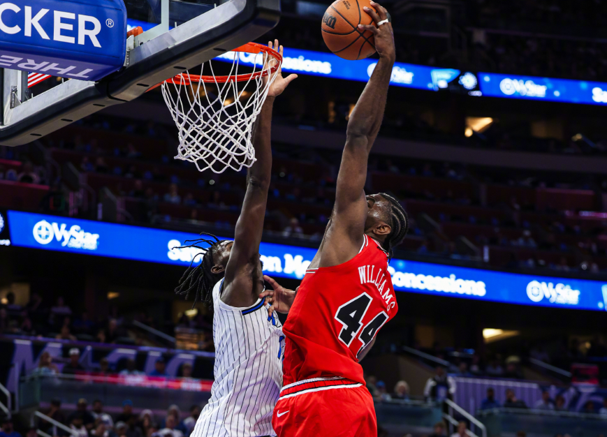 NBA战报：掘金133-111大胜太阳，恩比德爆冷成赛场最大槽点！