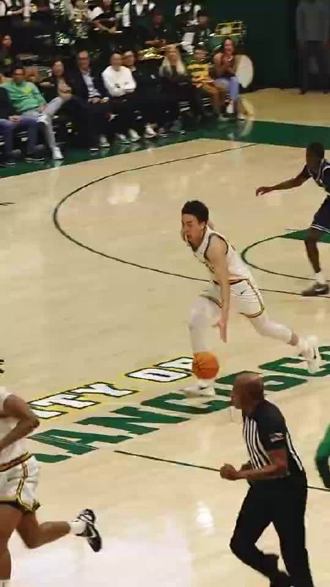 王俊杰NCAA季前赛犹他州投篮爆发，展现硬核实力引爆话题