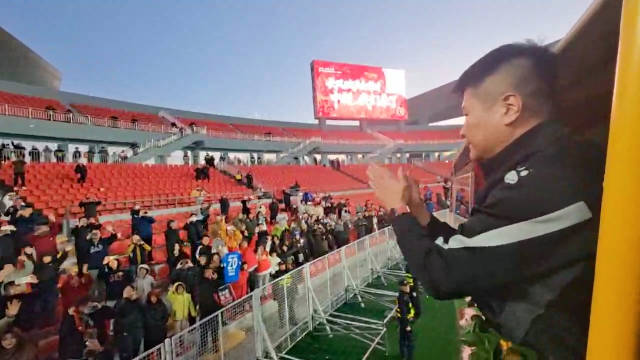 中超辽宁足球连败尴尬，李金羽能否带队走出泥潭？