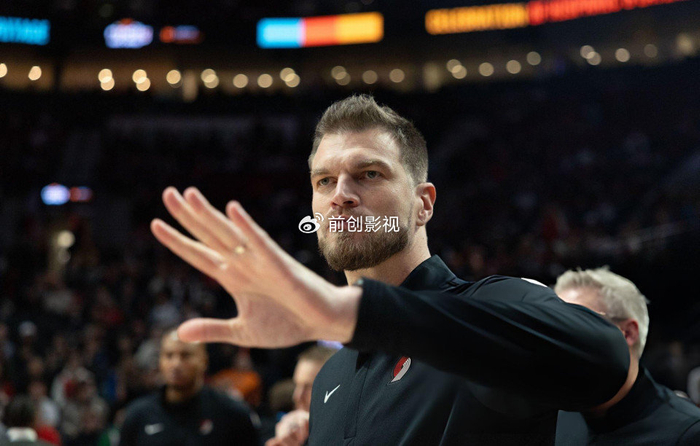 斯普利特首秀率开拓者139-119大胜勇士，比卢普斯风波后的惊喜表现