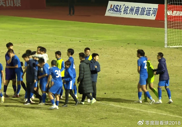 上海申花点球大战6-3拿冠，杭州U14遭里昂6-1狂虐！钱潮杯告别青训真相