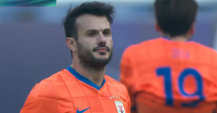 中超劲旅上海海港3比1被山东泰山逆转，亚冠双赛疲劳影响争冠态势