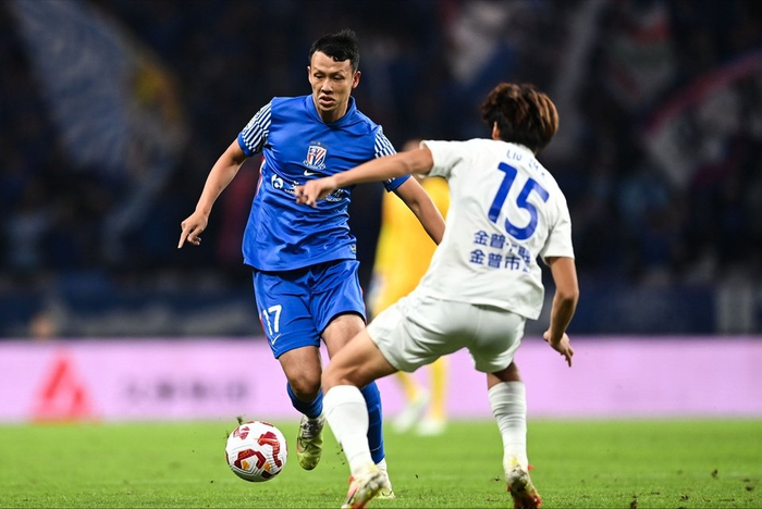 吴曦两次关键救场！申花2-2憾平英博错失中超登顶机会