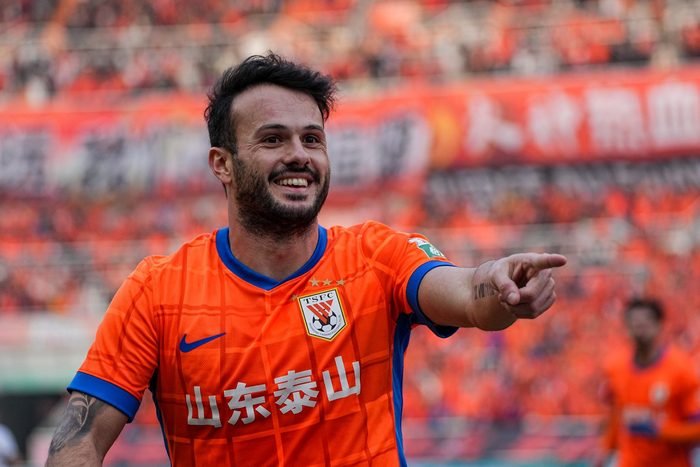 中超28轮战报：上海海港1-3失利争冠形势骤紧，前三名均难取胜！