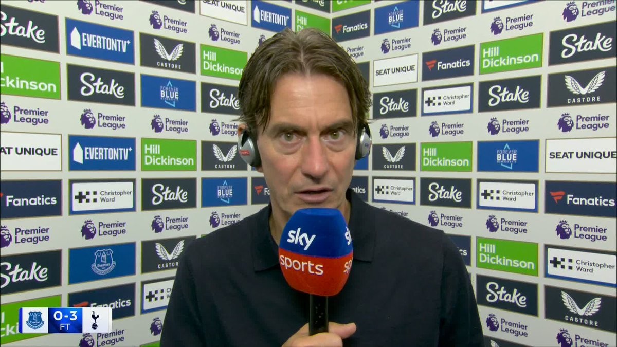 英超托特纳姆热刺3-0大胜埃弗顿，范德芬梅开二度显锋芒