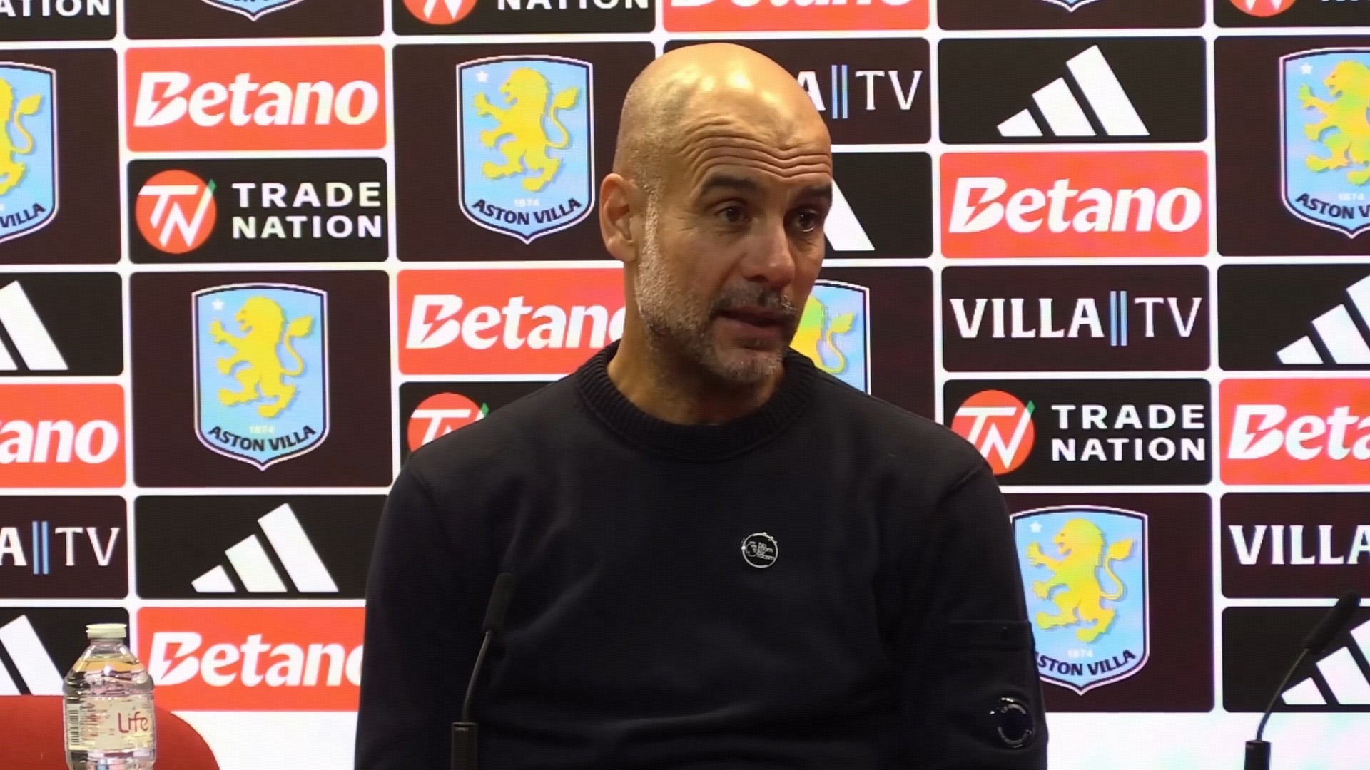 英超第9轮阿斯顿维拉1-0险胜曼城，瓜迪奥拉苦口婆心护斯通斯