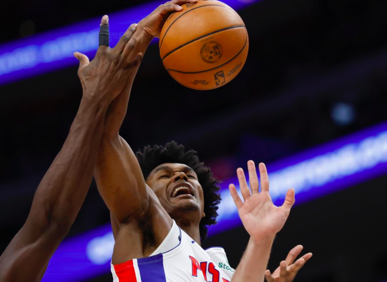 NBA活塞逆转凯尔特人119-113，布朗尴尬41分无力回天