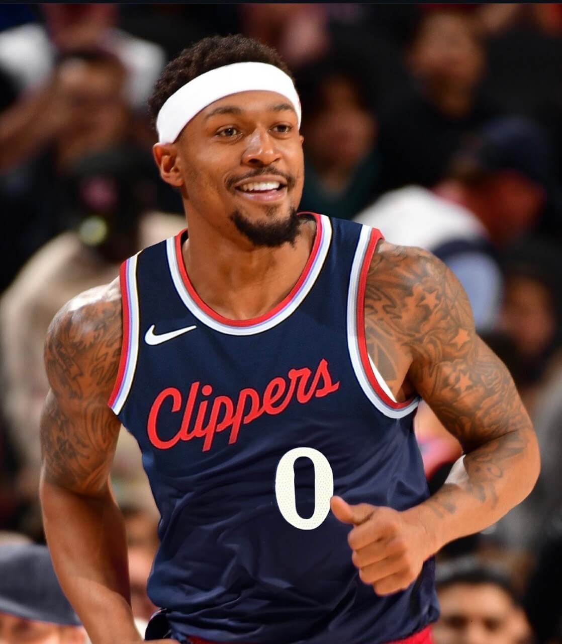 快船队缺席布拉德利·比尔，博格丹顶替首发对阵开拓者引关注