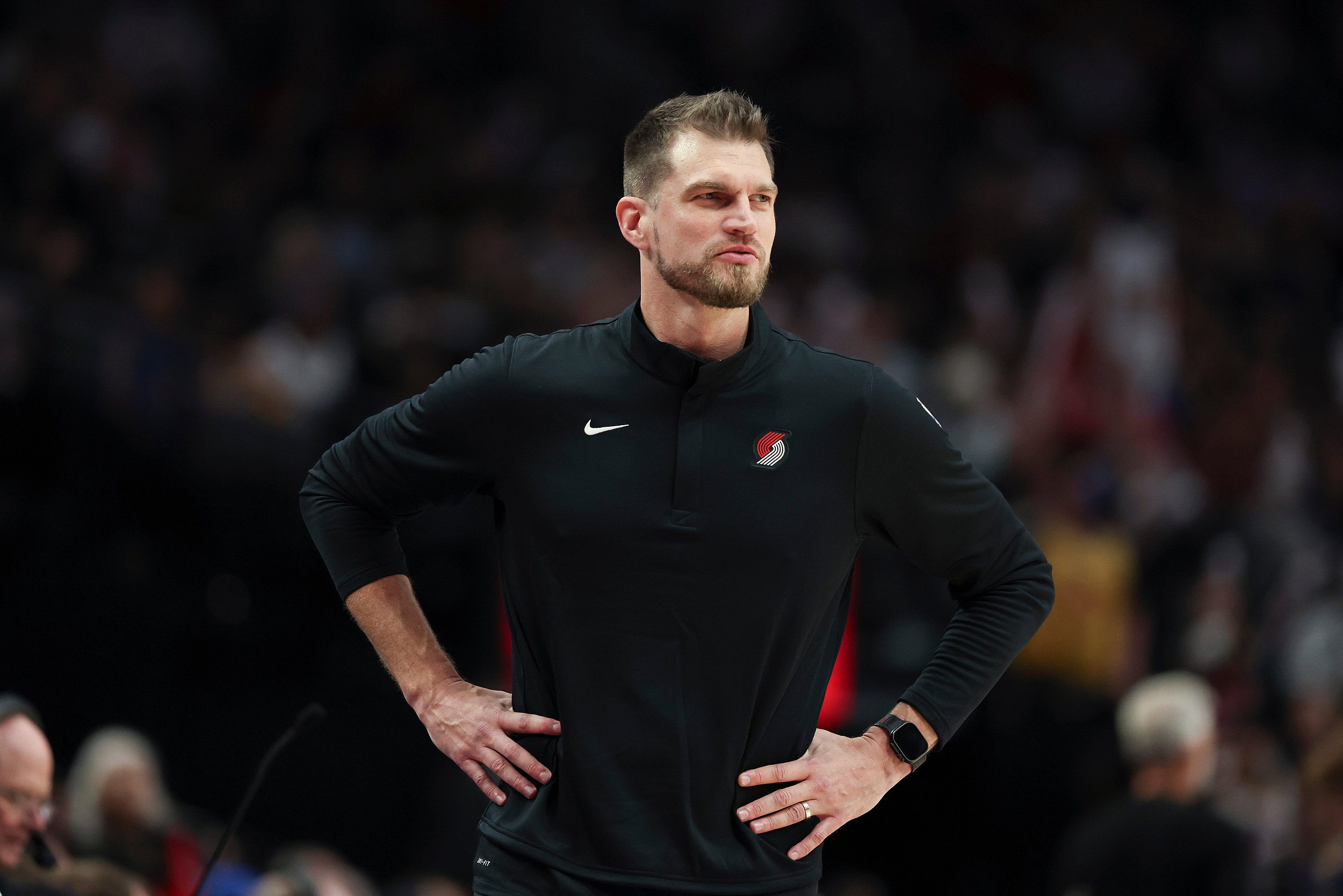 NBA开拓者新帅斯普利特谈压力与重整，誓言打出侵略性迎战快船