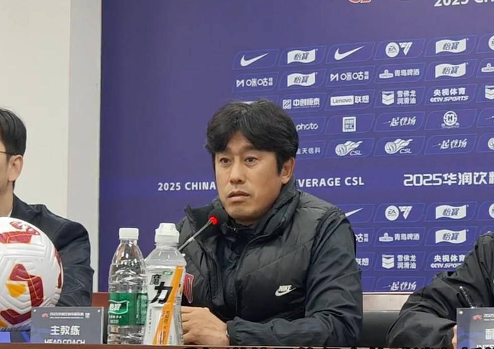 徐正源怒怼失误!中超成都蓉城0-2到2-2绝平青岛西海岸,态度决定战局