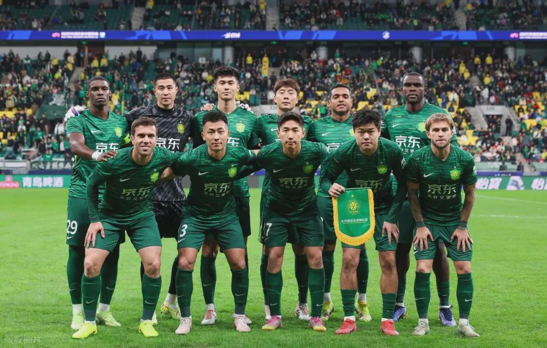 北京国安28轮3球崩盘！中超半程冠军沦为青岛海牛手下败将