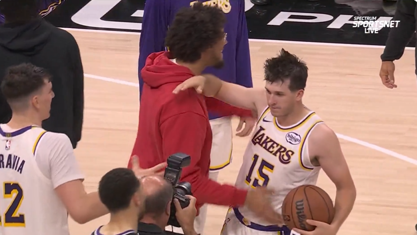 里夫斯炸裂湖人NBA常规赛砍51分，单场新高震惊联盟！