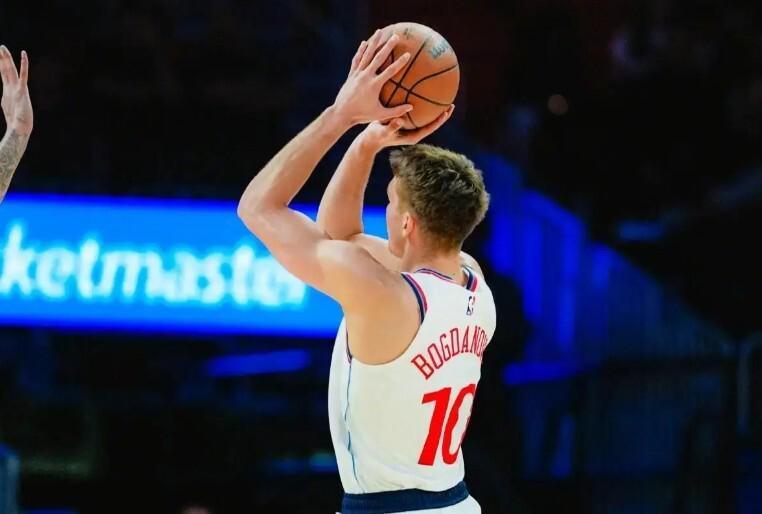 快船博格丹23分钟零分5失误，卢指导本想增火力反成累赘