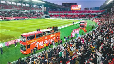 辽宁铁人12轮不败冲超成功，辽沈足球2913天后重返顶级联赛